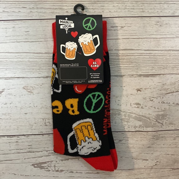 NWT Main and Local Peace Love Beer Unisex Crew Socks - Picture 4 of 6